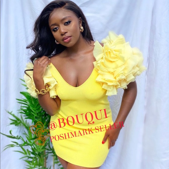 BLOGGERS FAV ZARA CONTRASTING MINI KNIT DRESS - Picture 3 of 16